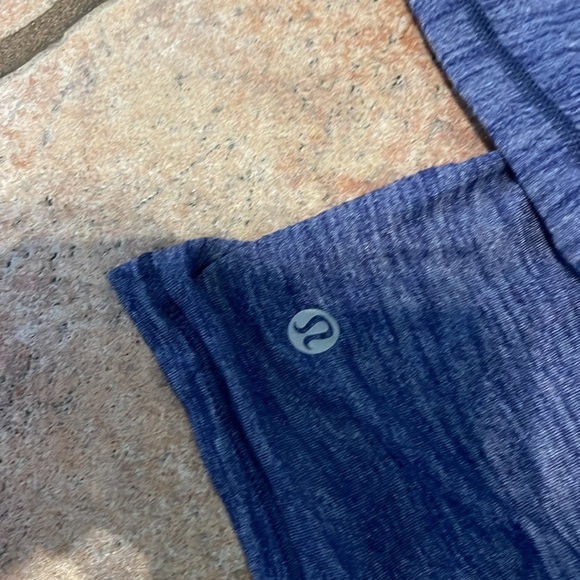 Lululemon long sleeve top heathered blue - Picture 3 of 4